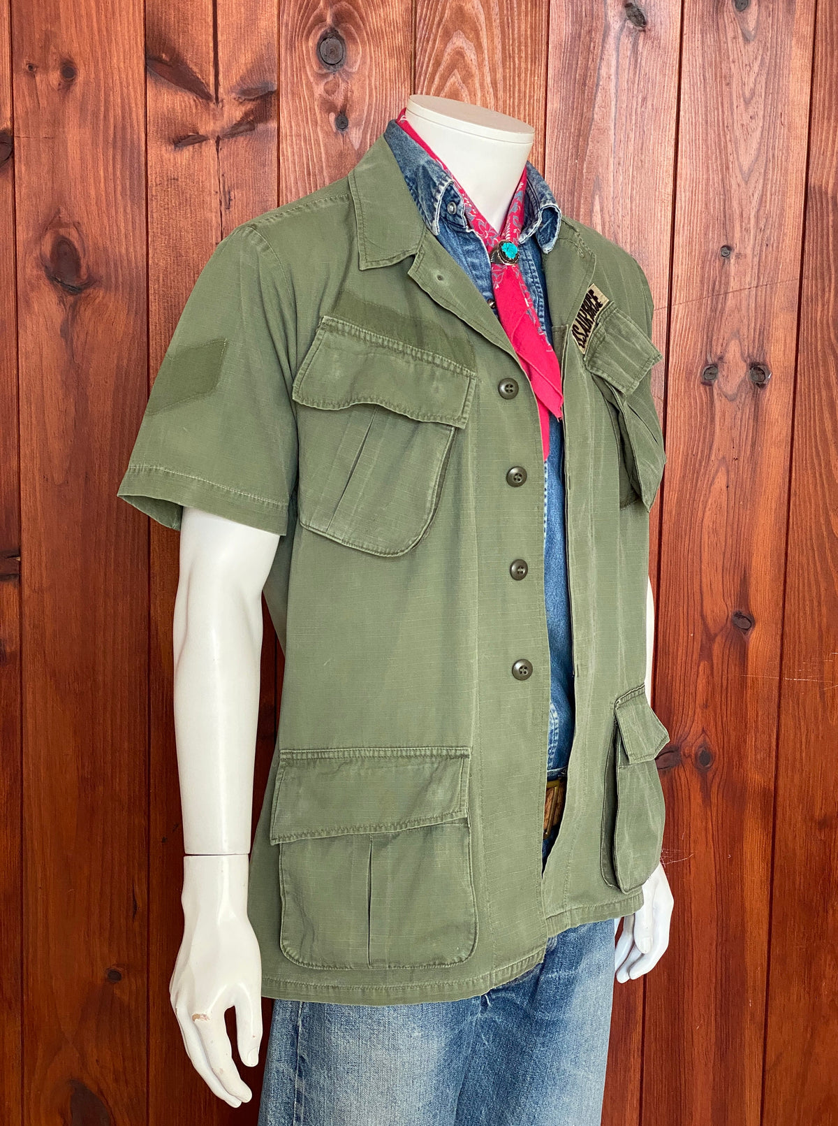Small Reg. Authentic 1969 US Army Vintage Vietnam jungle jacket.-AJ357 Studio