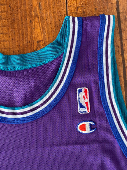 Size 44 Vintage 90s Champion A. Mourning #33 Charlotte Hornets NBA Jersey Made In USA-AJ357 Studio