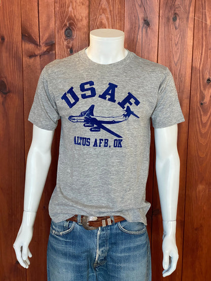 Large. USAF vintage 80s t shirt Made In USA-AJ357 Studio