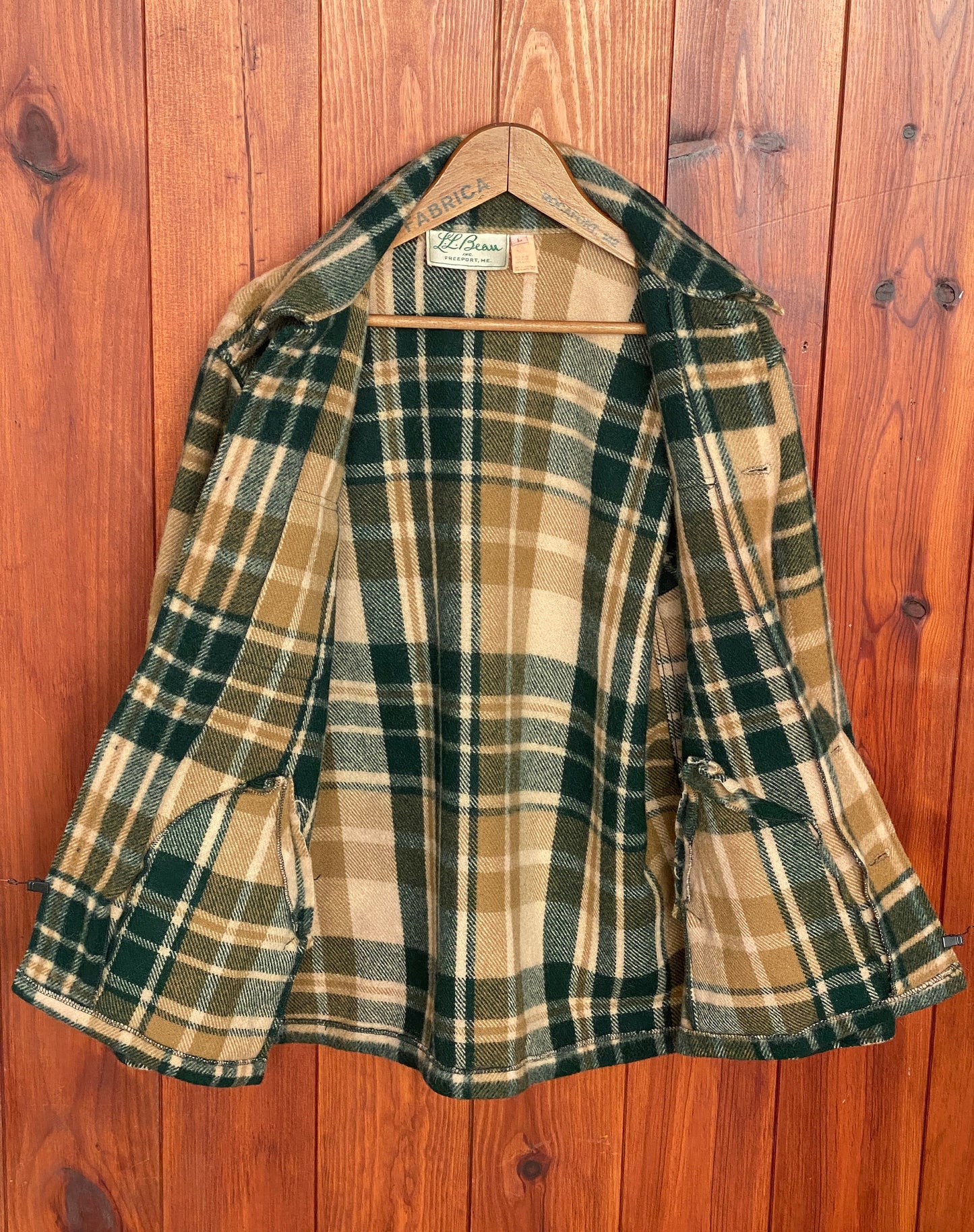 Size Large LL Bean Wool Vintage Jacket - Made in USA Quality