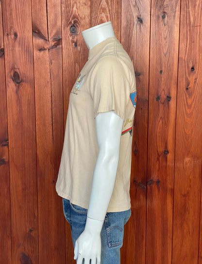 Large. Wind surf vintage 100% cotton 80s t shirt Made In USA-AJ357 Studio