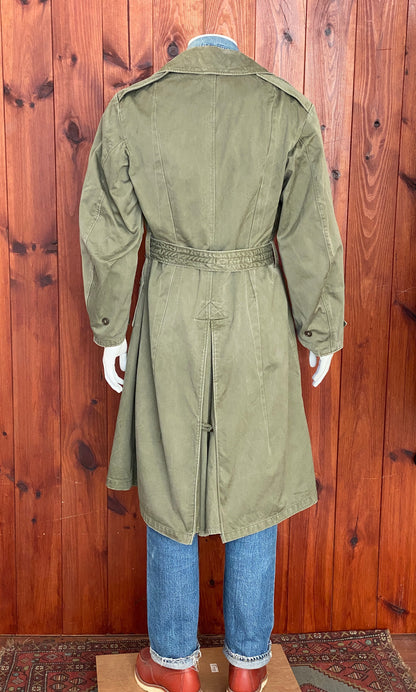Medium Regular Authentic US Army 50s Trench Coat | Classic Military Outerwear-AJ357 Studio